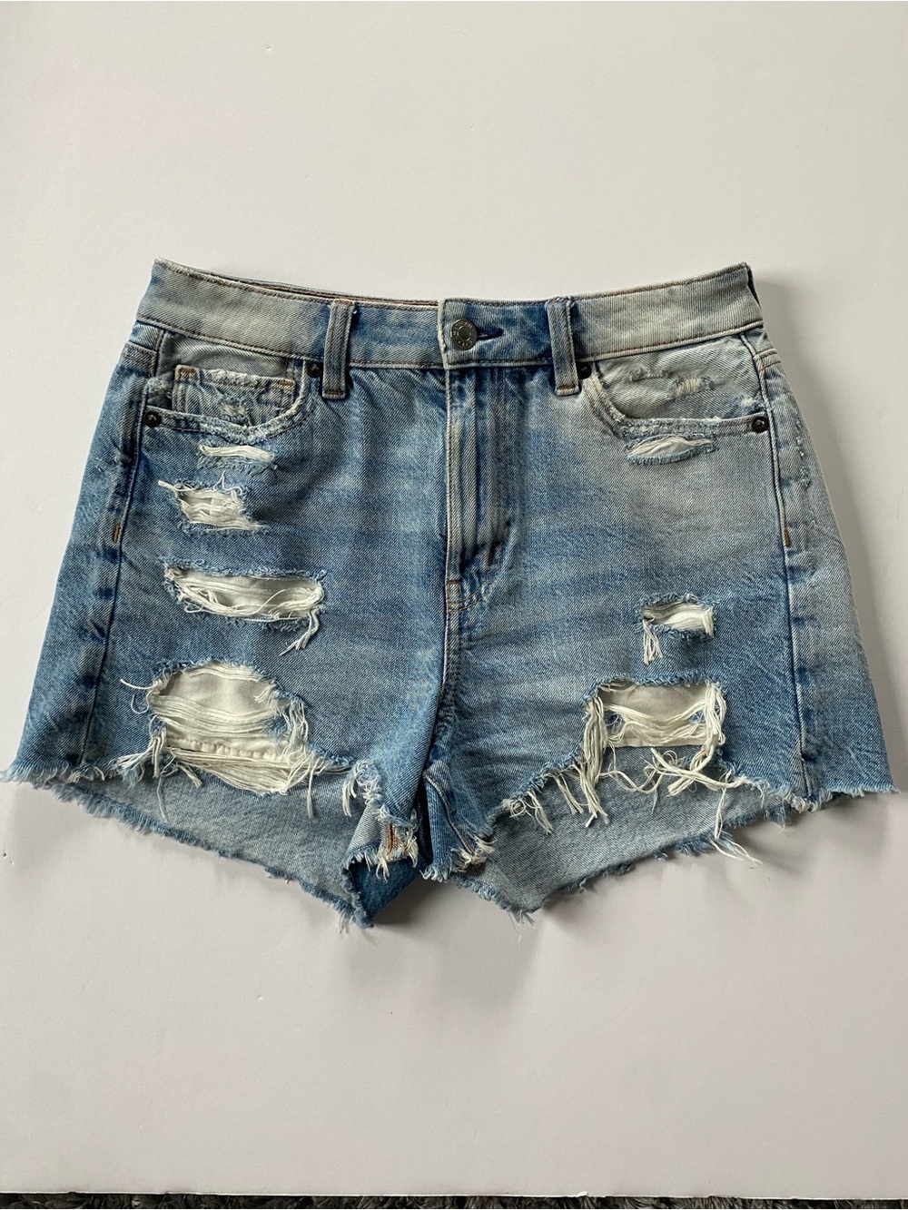 American Eagle Mom Short Size 4 Distressed High Waist Cutoff Jean Shorts Denim